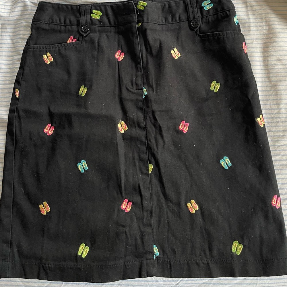 Black skirt